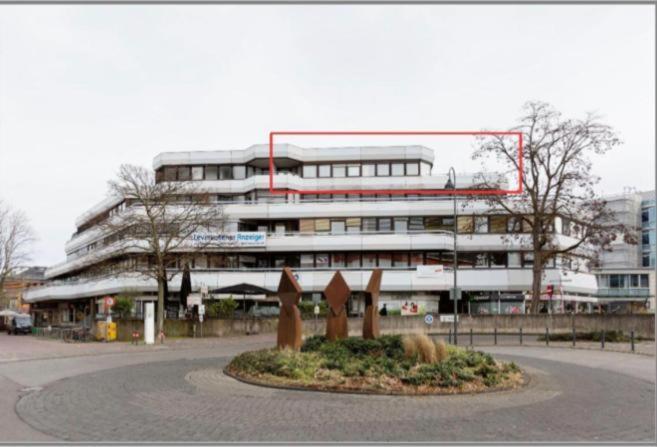 Im Herzen Von Wiesdorf- Blick Auf Das Bayer-Kreuz -Appartement Mit 2 Schlafzimmern-Fuer 3 Personen -Zentral Gelegen - Friedrich Ebert Platz 5A , 4Te Etage - Dachterrasse Und Sauna - Kaution Pflicht - เลเวอร์คูเซน ภายนอก รูปภาพ